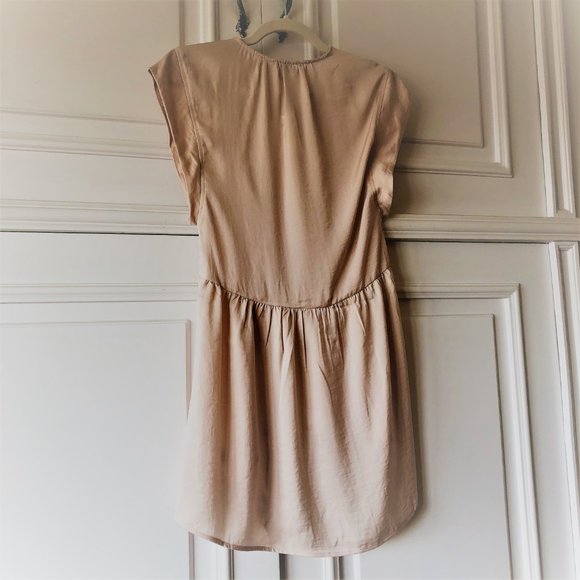 Satin V-Neck Hi-Lo Cream Tunic Blouse *NEW WITH TAGS* - Picture 8 of 16